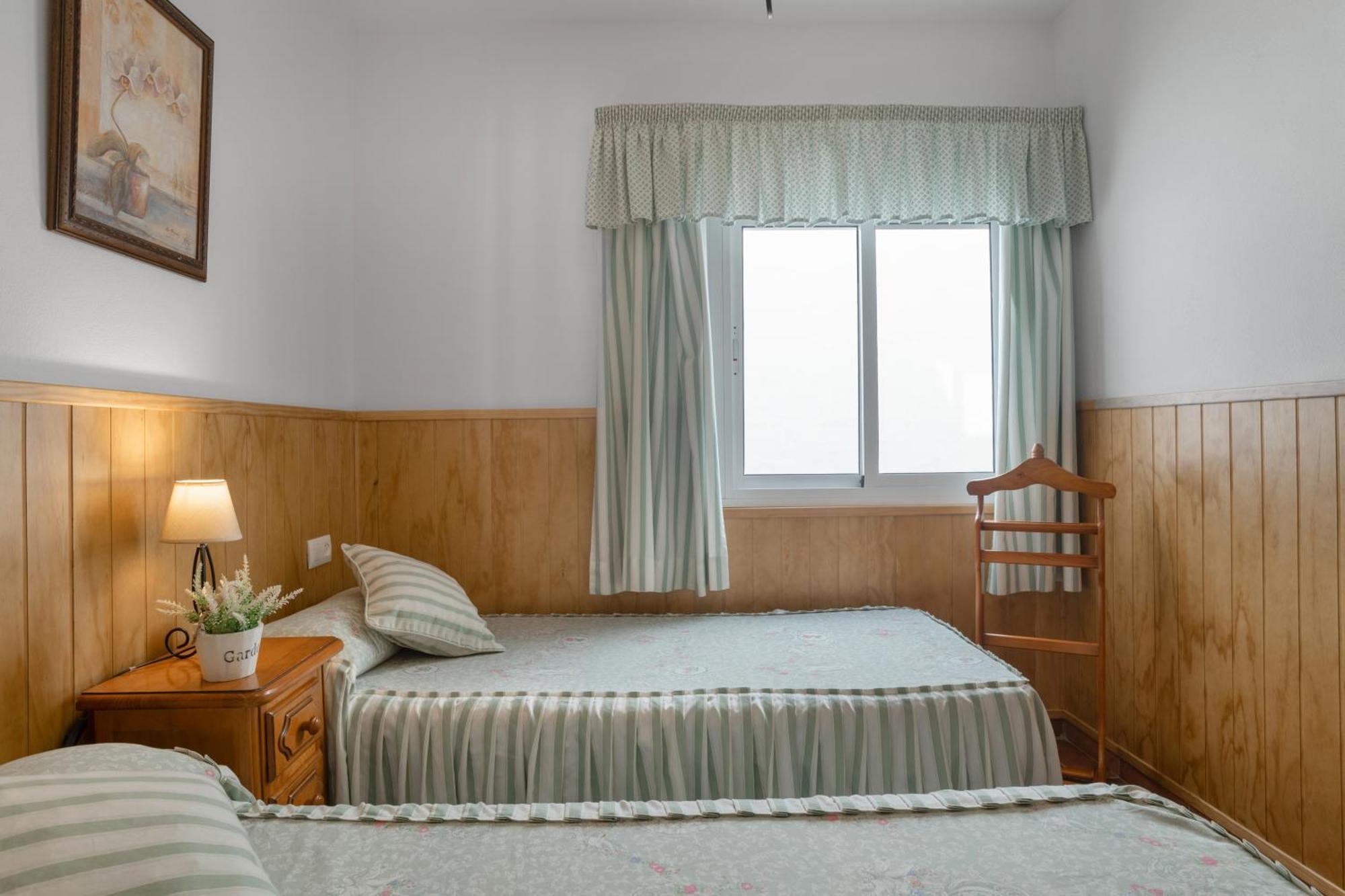 Apartamento Rocio - Solo Familias Conil De La Frontera Extérieur photo